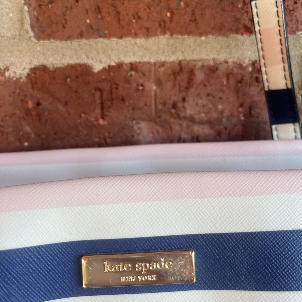 Kate Spade Kaylie Baby Diaper Bag & Changing Mat - Picture 5 of 15